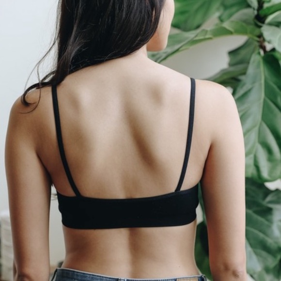 New Cozy Strappy Bralette - Picture 3 of 4